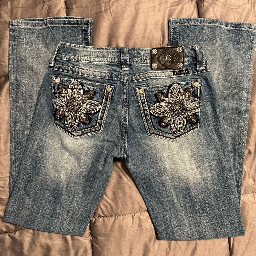 Miss me jeans. Size 28. Signature. Boot.